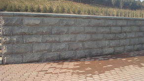 蘑菇石與仿石材彩磚 山東傳富石材廠的創新與傳承