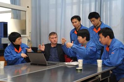 哈量集團(tuán)與墨西哥Kalibrix公司開展業(yè)務(wù)交流